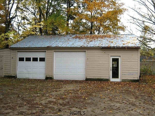 2nd image of 1308 Saratoga Rd