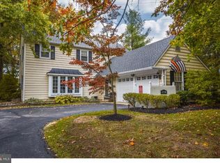 170 Forge Rd, Delran, NJ 08075