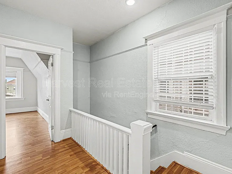 3840 Martin Luther King Jr Way #B — Photo 4