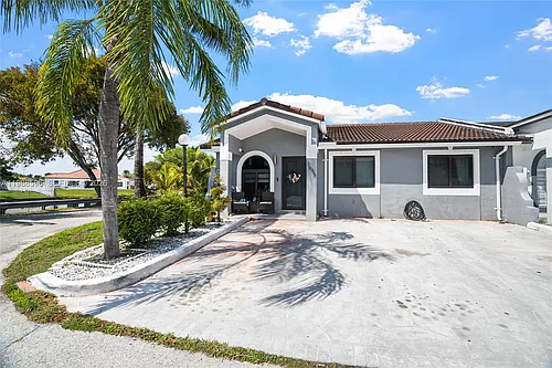 7695 NW 178th Ter #1 Photo 1