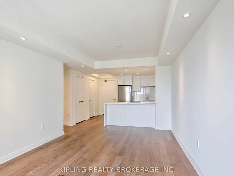 101 Saint Clair Ave W — Photo 16