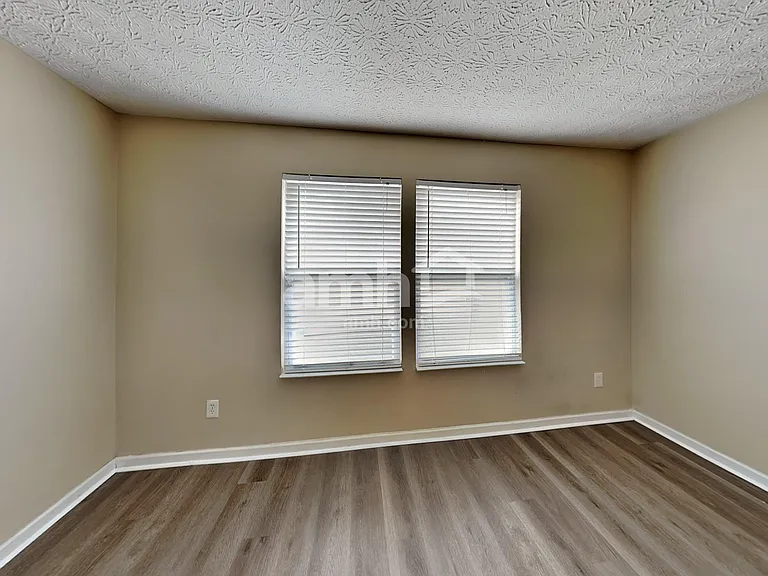 5568 Conn House Dr — Photo 14