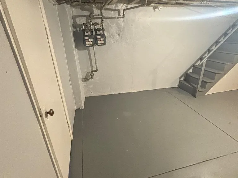 5631 N Fairhill St — Photo 19