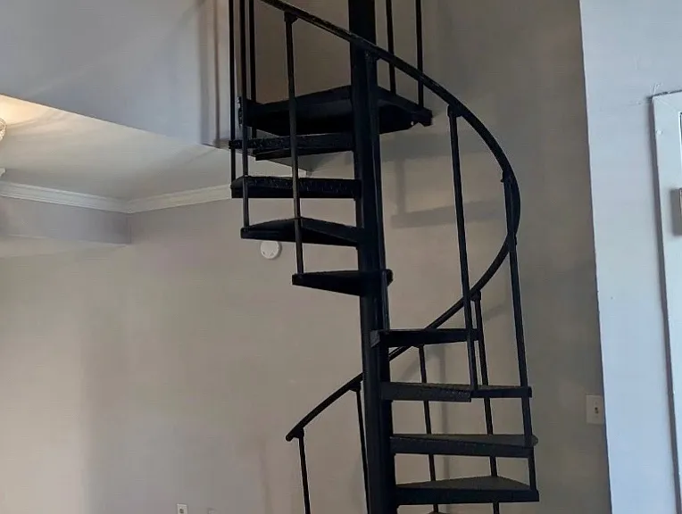 813 Harden St #2 — Photo 9