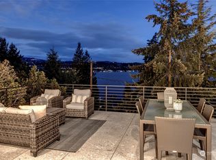 9818 SE 42nd Pl, Mercer Island, WA 98040
