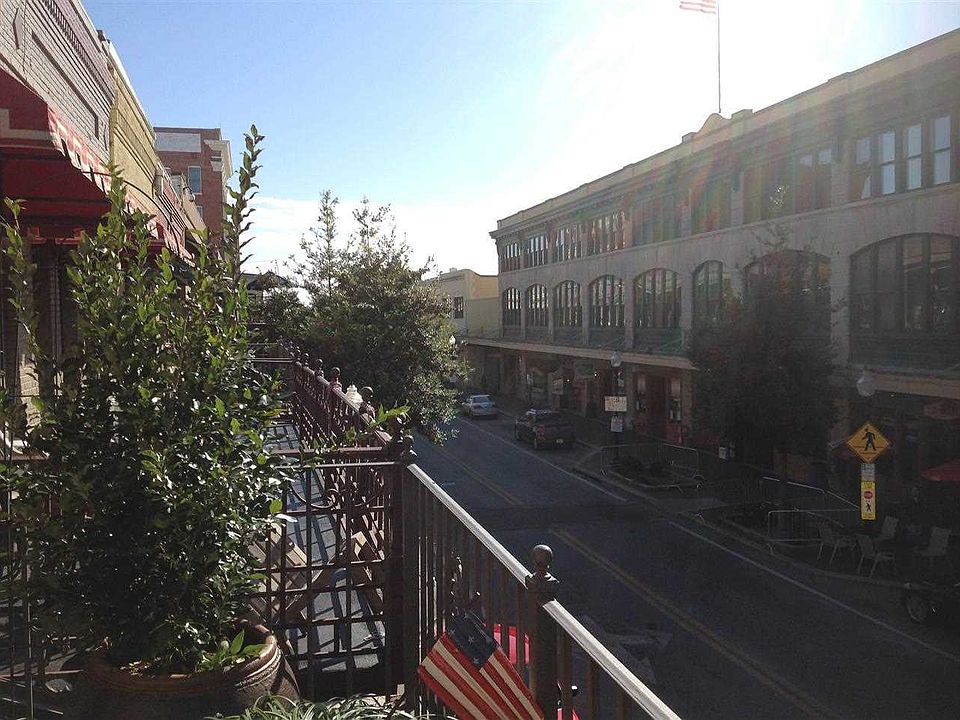 1st image of 8 S Palafox St