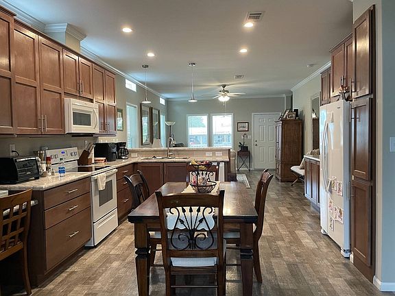 3rd image of 14433 Palos Pl #3089