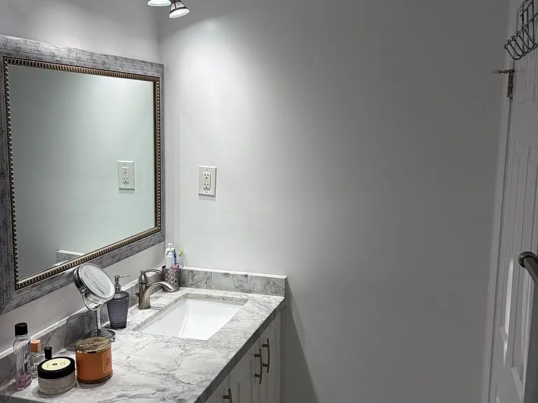 65 Glen Agar Dr #BASEMENT — Photo 16