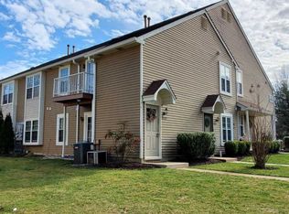 1904 Ralston Dr, Mount Laurel, NJ 08054