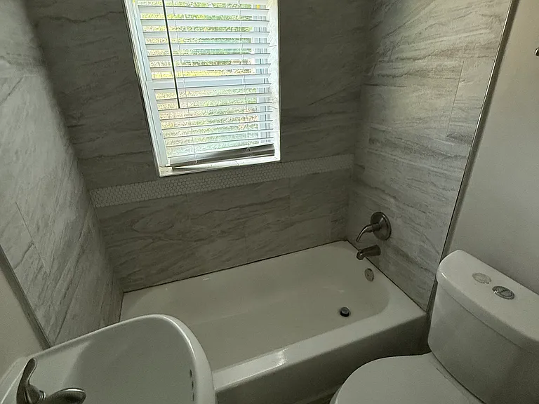 5622 Edith St #5622 — Photo 14