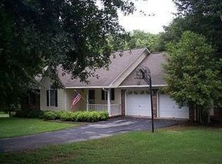 144 Suffolk Rd, Boiling Springs, SC 29316