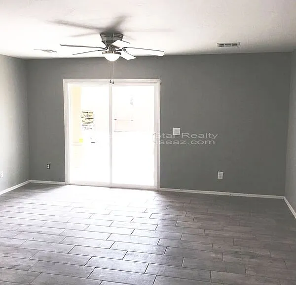 25235 W La Mont Ave — Photo 10