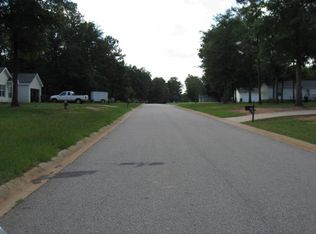 321 Woods Trl, Perry, GA 31069