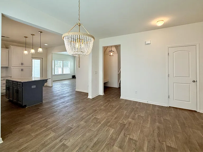 421 Fox Sparrow Ct — Photo 4