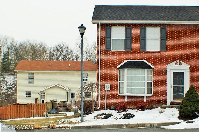 1st image of 101 Little River Dr