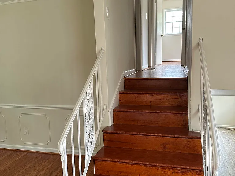 1073 Sherbrooke Cir — Photo 6