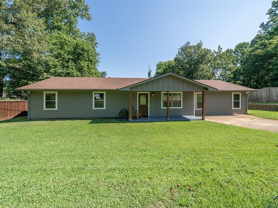 1st image of 378 Geneva Dr