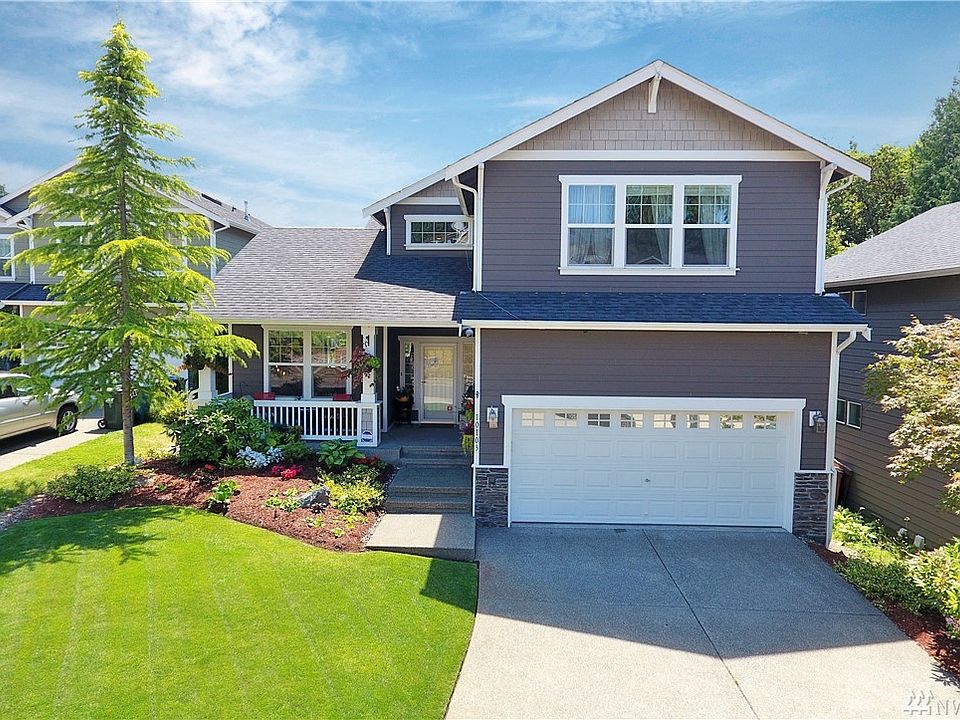 Gorgeous home with Northwest style