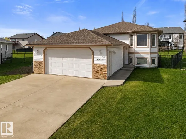 4608 39th St, Drayton Valley, AB T7A 0A8