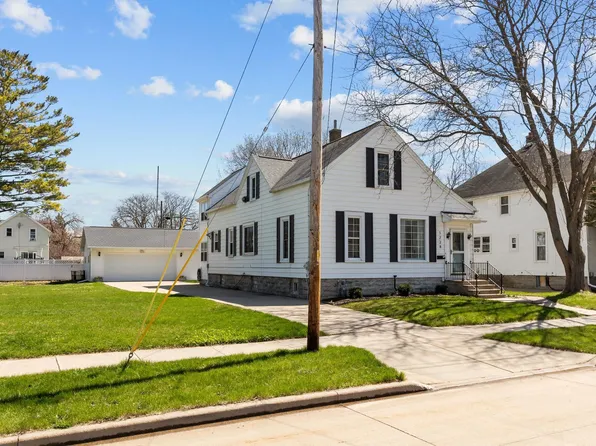 1224 Eastman St, Oshkosh, WI 54901
