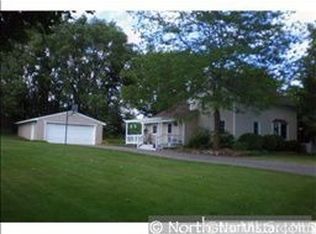 15368 214th St, Cold Spring, MN 56320