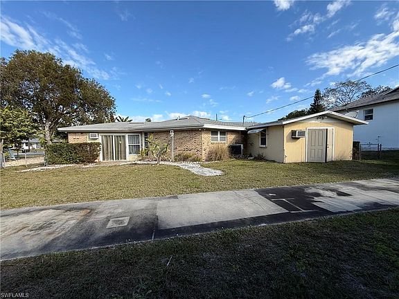 2nd image of 9818 Tonya CT