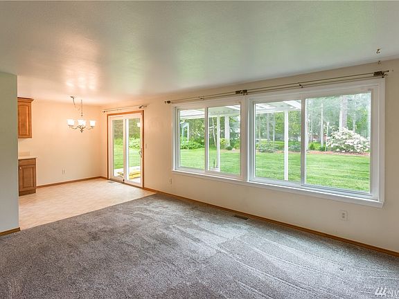 3rd image of 20407 SE 333rd Pl