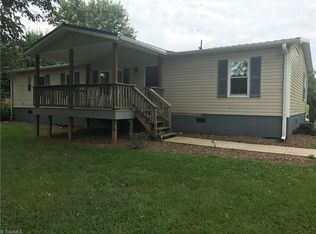 1845 Cheek Rd, Hamptonville, NC 27020