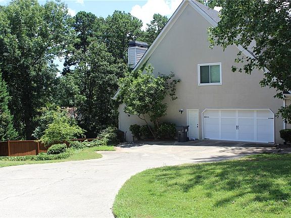 4th image of 786 Oak Trail Dr N