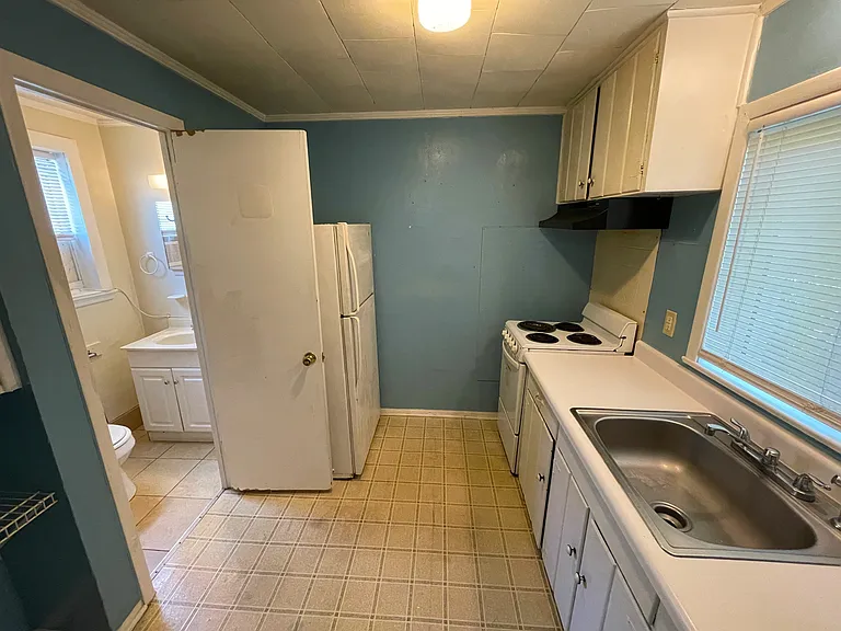 403 W Sunset Ave #A — Photo 7