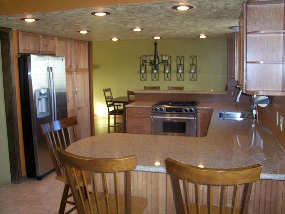 2nd image of 1525 Colorado Dr