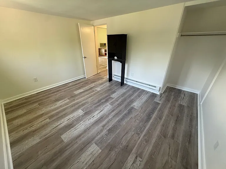 6000 Chambers Hill Rd — Photo 35