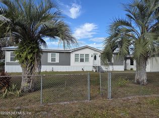 212 Alabama St, Crescent City, FL 32112