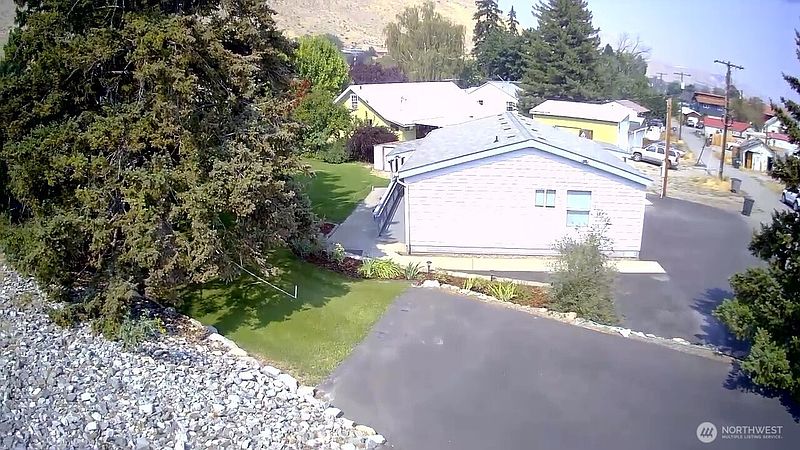 3rd image of 327 Beach Street