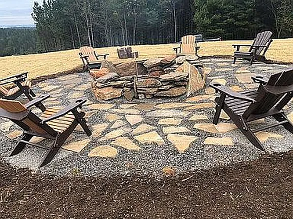 226 Grandfathers Pass NW, Valdese, NC 28690