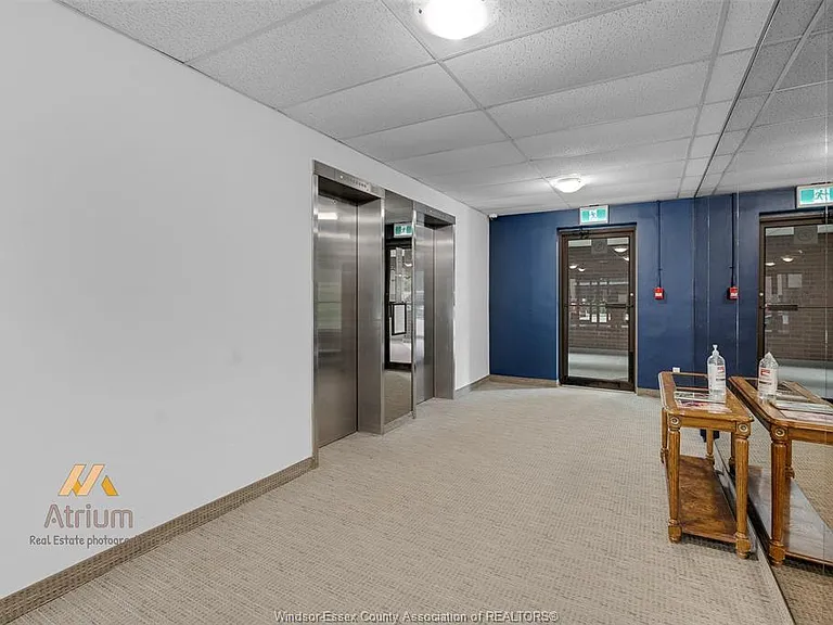 3936 Wyandotte St E #207 — Photo 7