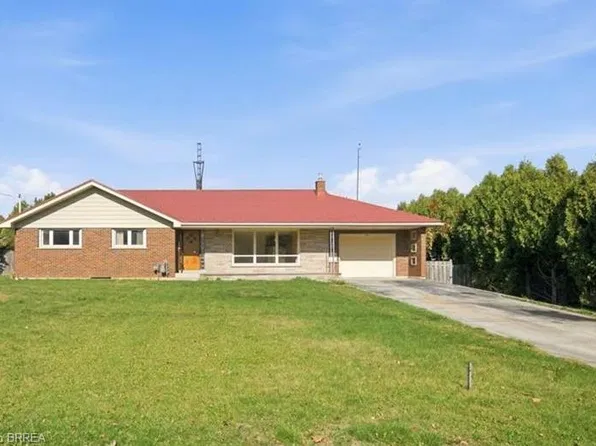 486 Chatham St, Brantford, ON N3S 4J9