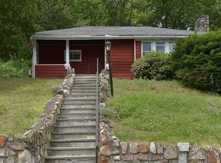 528 Decatur Ave, Peekskill, NY 10566