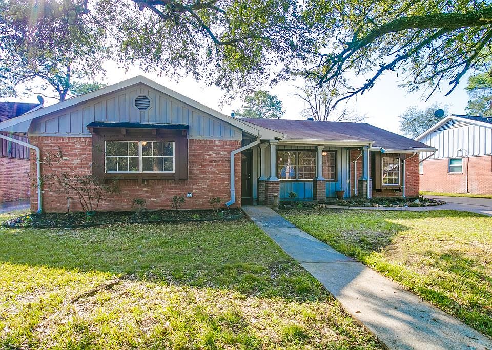 1st image of 5422 Willow Creek Way