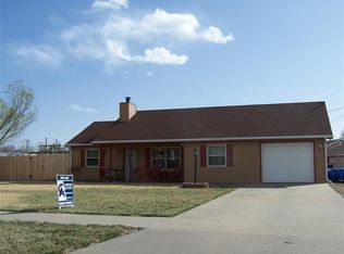 314 Hackberry Ave, Manhattan, KS 66502