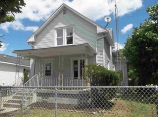 907 E 2nd St, Monroe, MI 48161