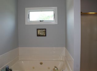 425 Hunters Creek Dr, Goldsboro, NC 27534