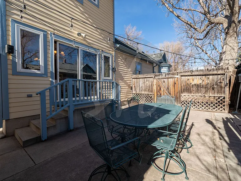 1111 W Pikes Peak Avenue — Photo 26