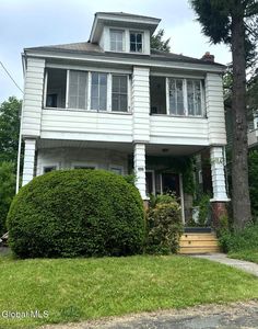 2422 Lavin Court, Troy, NY, 12180