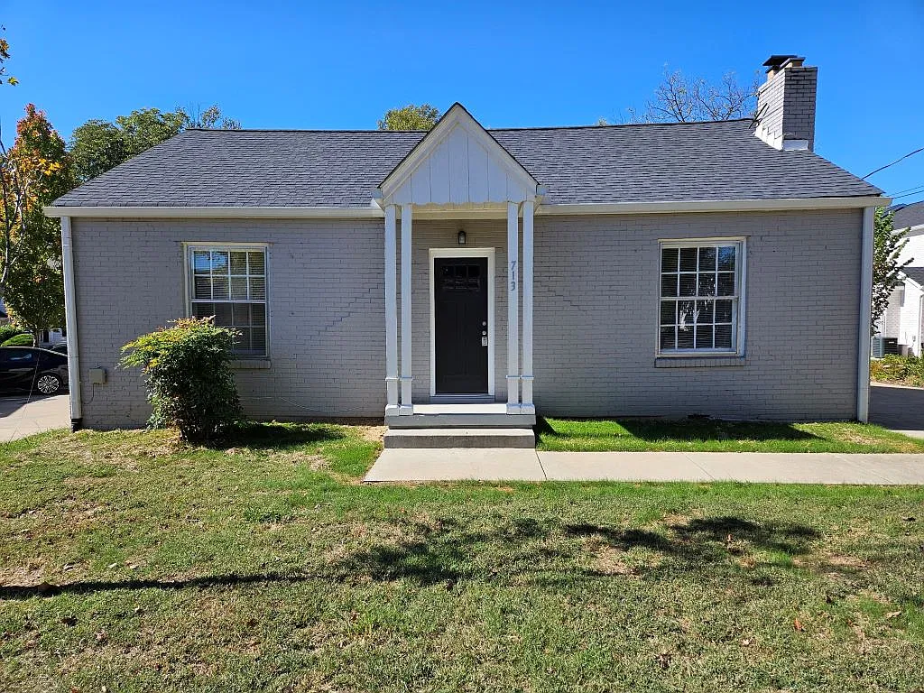 2 bed, 1200 sqft, $1,300 — Photo 1