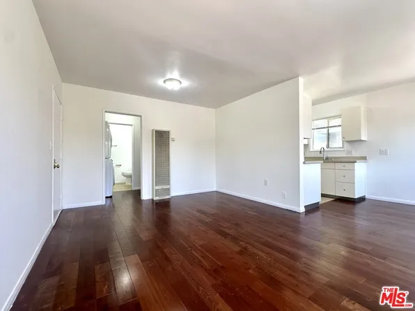 917 N Cedar St #2, Inglewood, CA 90302