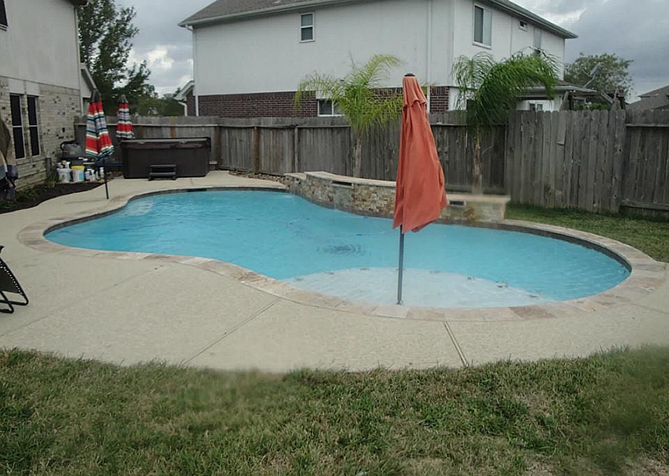 1st image of 5401 McKinley Ct