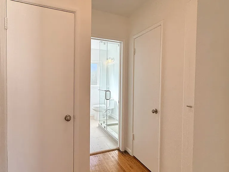 401 San Vicente Blvd #D — Photo 16