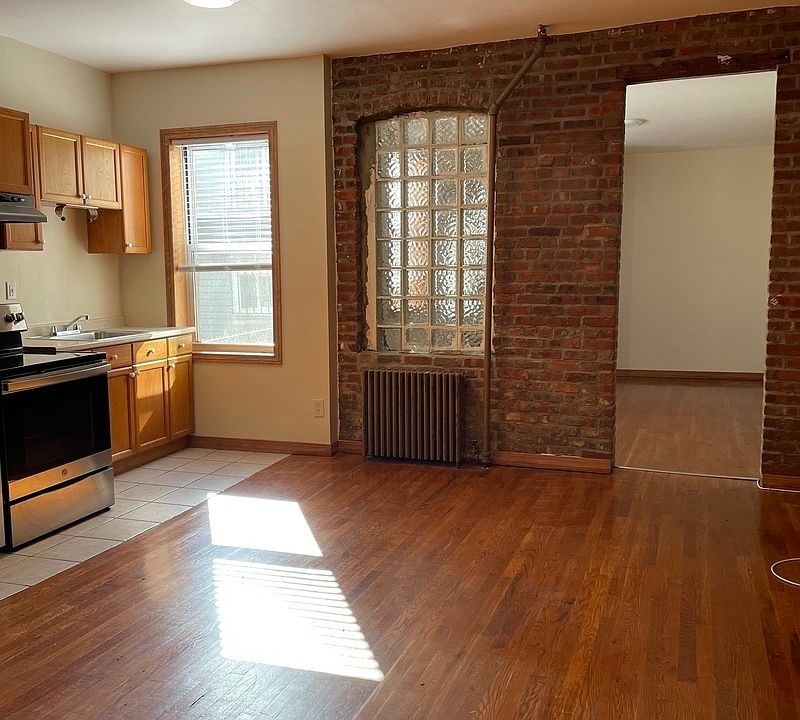 1st image of 618 6th Ave #1