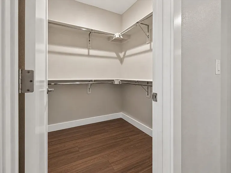 1407 Rogers Ct — Photo 27